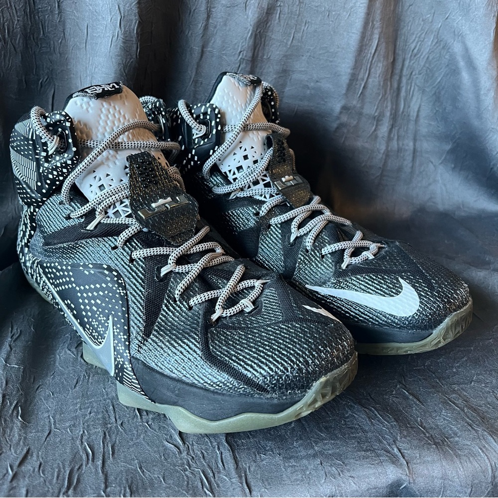 Nike LeBron 12 BHM Edition